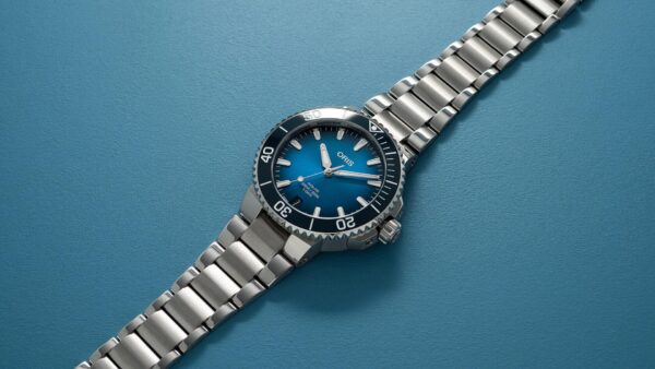 ORIS AQUIS DATE CALIBRE 400 AUTOMATIC MEN`S