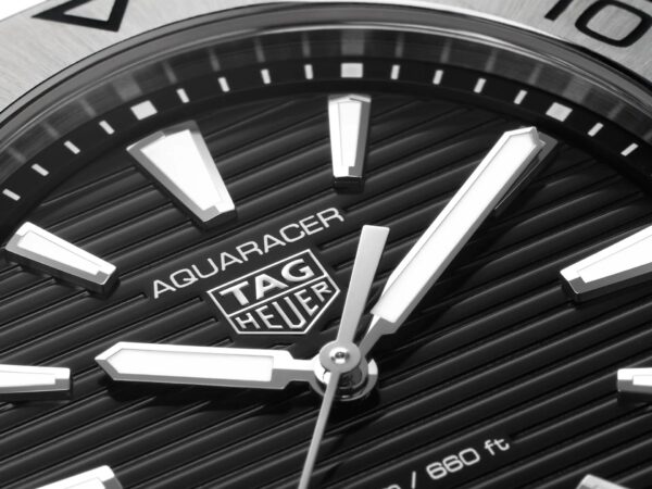 TAG HEUER AQUARACER PROFESSIONAL 200