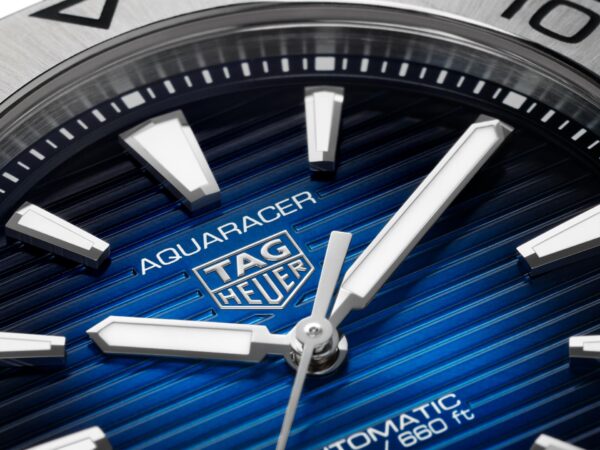 Tag Heuer Aquaracer Professional 200 Date