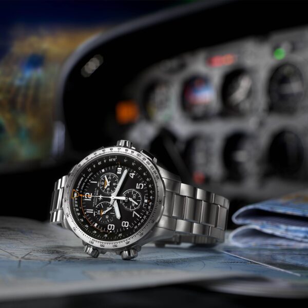 Hamilton Khaki Aviation X-Wind GMT Chrono Quartz