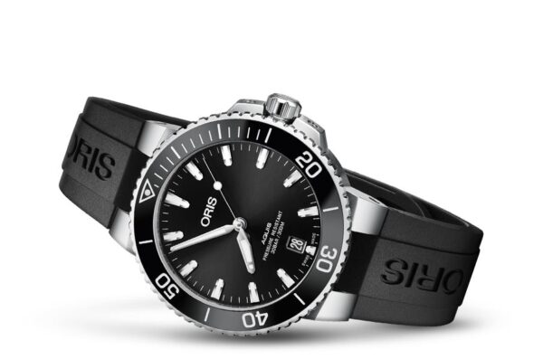 Oris Aquis Date 39,5 mm